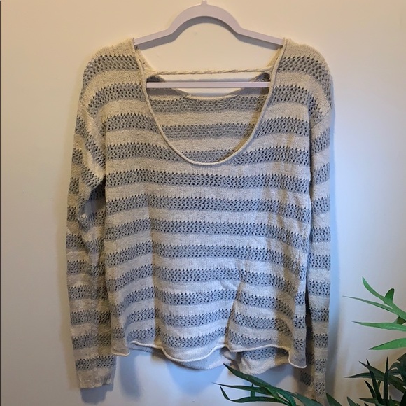 Open back sweater - Picture 2 of 2